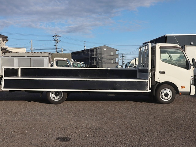 トヨタ ダイナ 小型 平ボディ 2RG-XZU722(92663) 10枚目