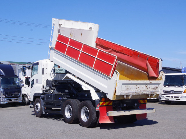いすゞ ギガ 大型 土砂ダンプ 2PG-CXZ77CT(92665) 3枚目