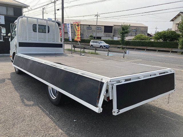日野 デュトロ 小型 平ボディ 2RG-XZU655M(92676) 13枚目
