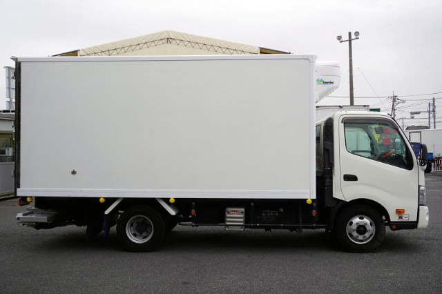 日野 デュトロ 小型 冷凍冷蔵バン 2RG-XZU712M(92680) 5枚目