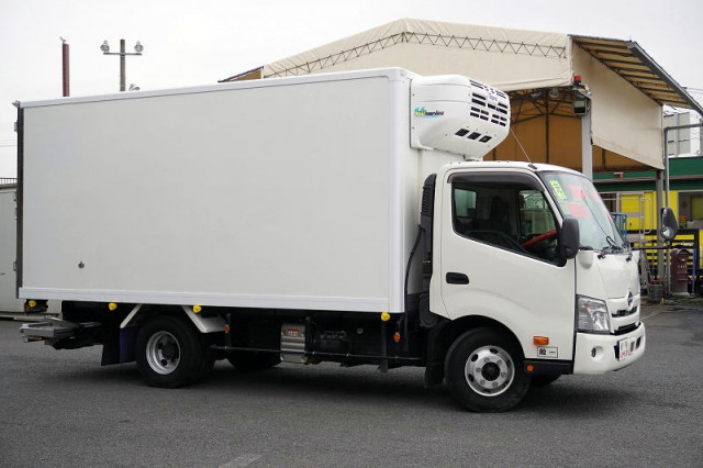 日野 デュトロ 小型 冷凍冷蔵バン 2RG-XZU712M(92680) 6枚目