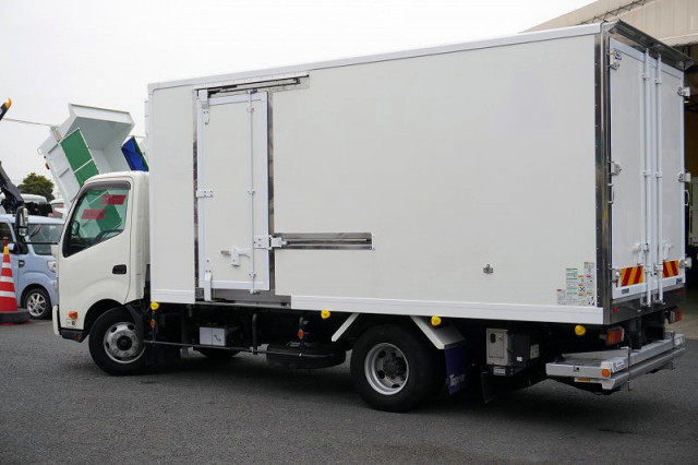 日野 デュトロ 小型 冷凍冷蔵バン 2RG-XZU712M(92680) 7枚目
