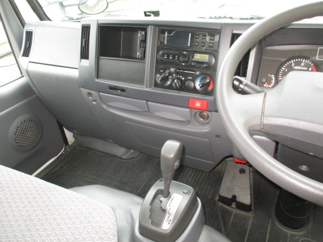 いすゞ エルフ 小型 冷凍冷蔵バン TRG-NHR85AN(92681) 19枚目