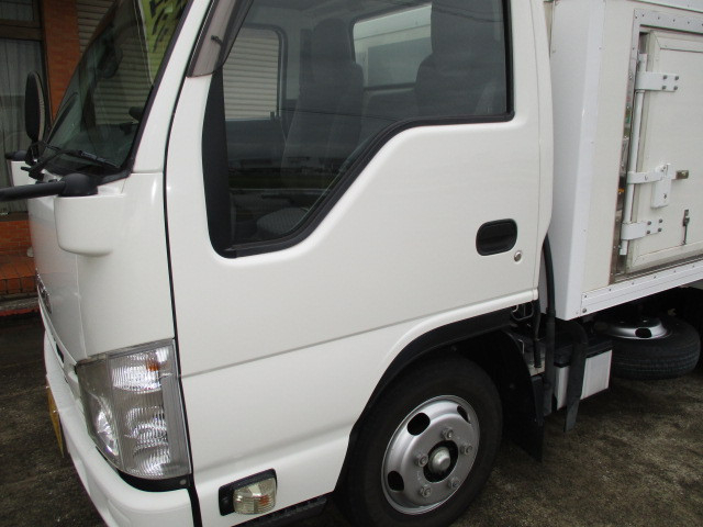 いすゞ エルフ 小型 冷凍冷蔵バン TRG-NHR85AN(92681) 40枚目