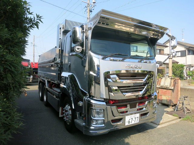 いすゞ ギガ 大型 土砂ダンプ 2PG-CXZ77CT(92684) 1枚目