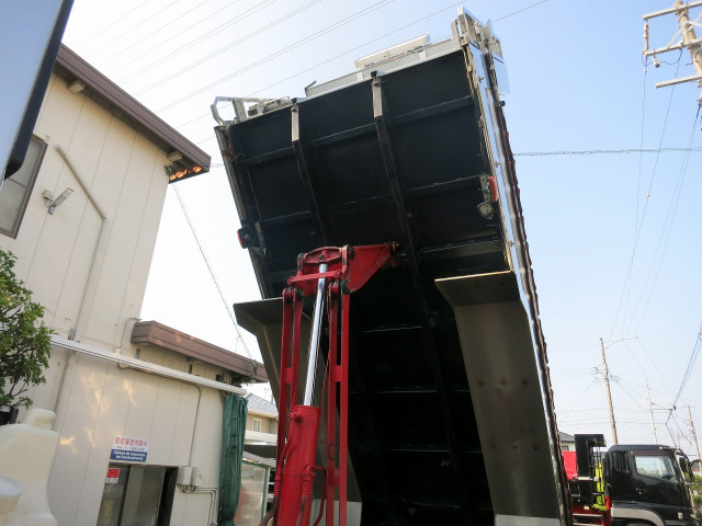 いすゞ ギガ 大型 土砂ダンプ 2PG-CXZ77CT(92684) 11枚目