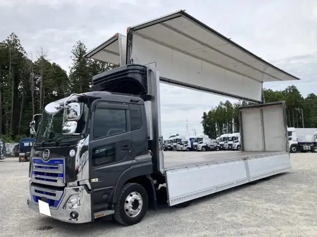 日産自動車 クオン 小型 冷凍冷蔵ウィング 2PG-CG5CA(92563) 10枚目