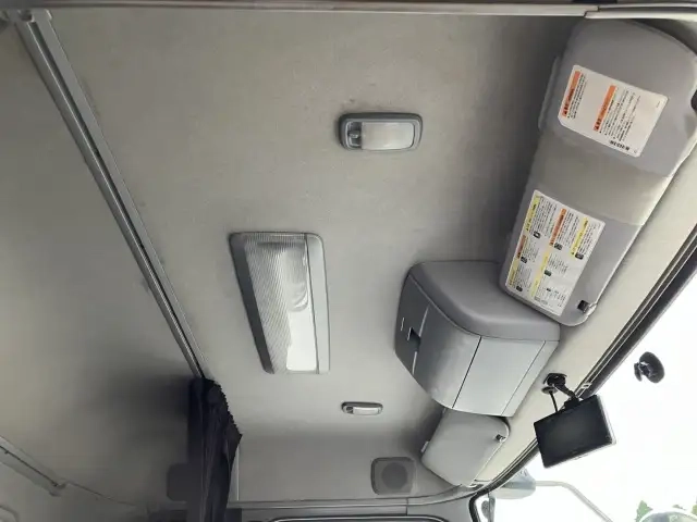 日産自動車 クオン 小型 冷凍冷蔵ウィング 2PG-CG5CA(92563) 46枚目