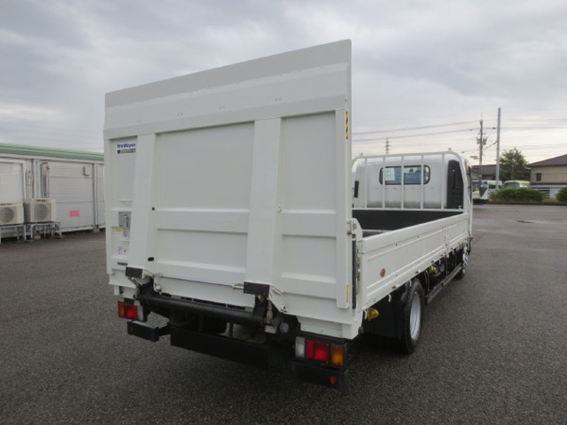 マツダ タイタン 小型 平ボディ TRG-LPR85AR(92716) 4枚目