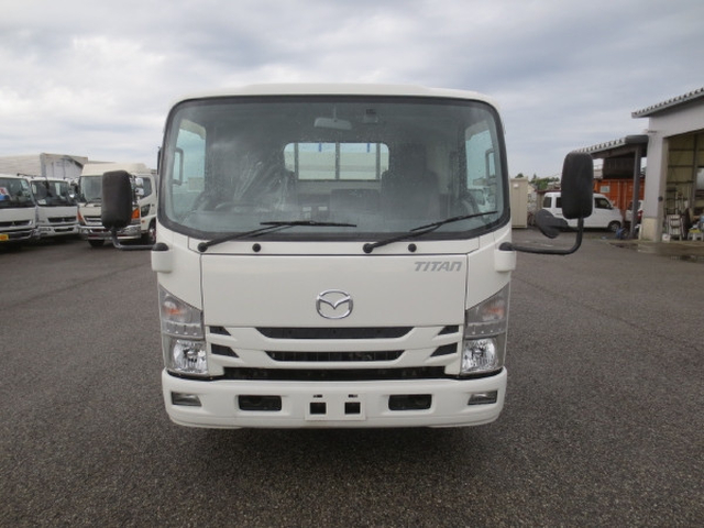 マツダ タイタン 小型 平ボディ TRG-LPR85AR(92716) 6枚目