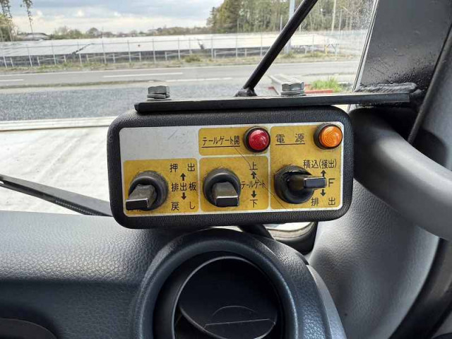 三菱ふそう キャンター 小型 塵芥車（プレス式） TKG-FEA50(92723) 45枚目