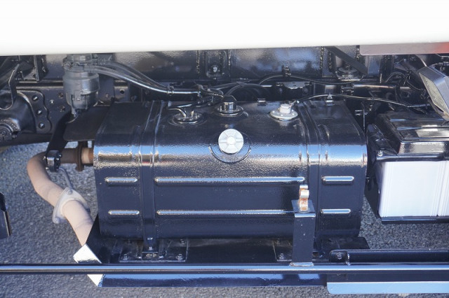 日野 デュトロ 小型 塵芥車（プレス式） TKG-XZU700M(92732) 30枚目
