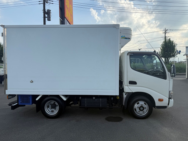 日野 デュトロ 小型 冷凍冷蔵バン TKG-XZC605M(92749) 4枚目