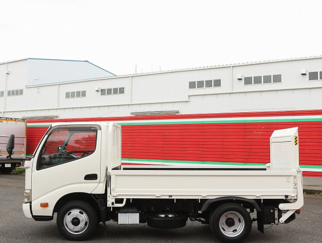 日野 デュトロ 小型 平ボディ TKG-XZC605M(92756) 8枚目