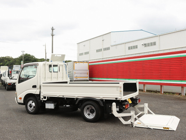 日野 デュトロ 小型 平ボディ TKG-XZC605M(92756) 19枚目