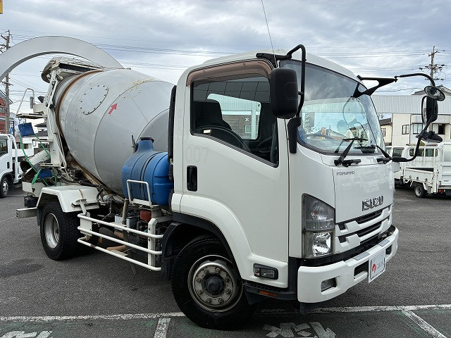 いすゞ フォワード 増トン ミキサー車 LKG-FTR90S2(92758) 3枚目