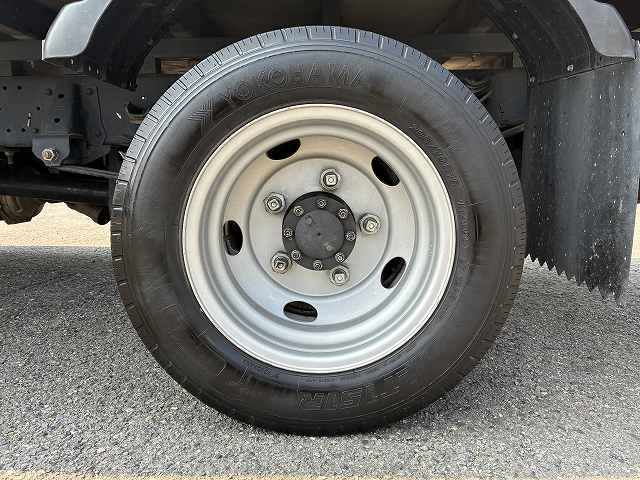 いすゞ エルフ 小型 平ボディ TRG-NMR85R(92759) 28枚目