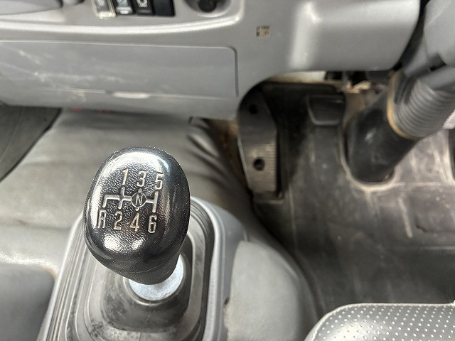いすゞ フォワード 増トン ミキサー車 LKG-FTR90S2(92758) 42枚目
