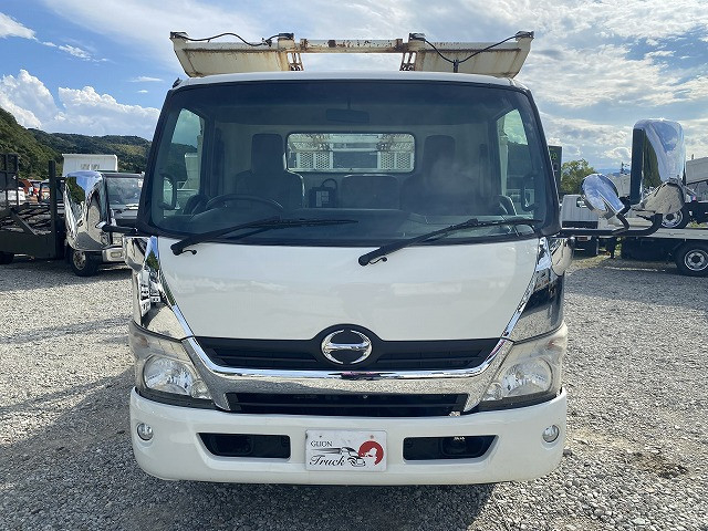 日野 デュトロ 小型 車載専用車 TKG-XZU720M(92765) 2枚目