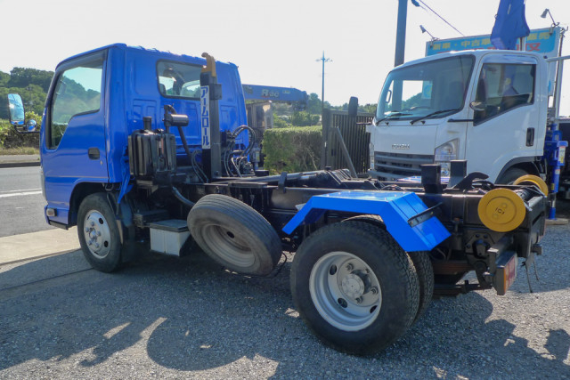 いすゞ エルフ 小型 コンテナ専用車 TKG-NKR85A(92774) 6枚目