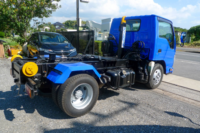 いすゞ エルフ 小型 コンテナ専用車 TKG-NKR85A(92774) 7枚目