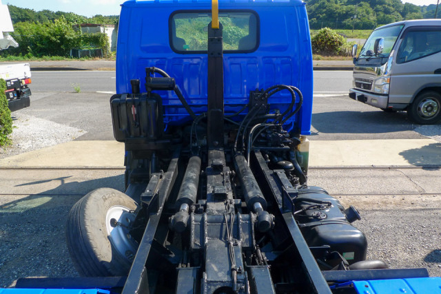 いすゞ エルフ 小型 コンテナ専用車 TKG-NKR85A(92774) 8枚目