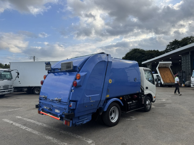 日野 デュトロ 小型 塵芥車（プレス式） TKG-XZU605M(92775) 3枚目