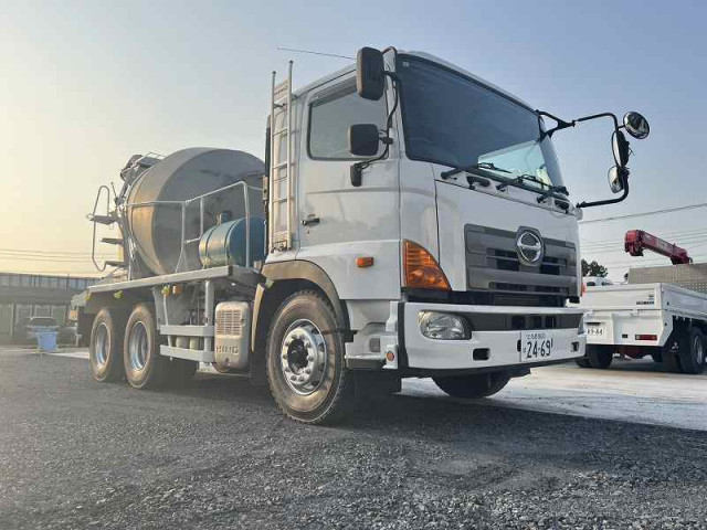 日野 プロフィア 大型 ミキサー車 LKG-FS1AKAA(92785) 7枚目