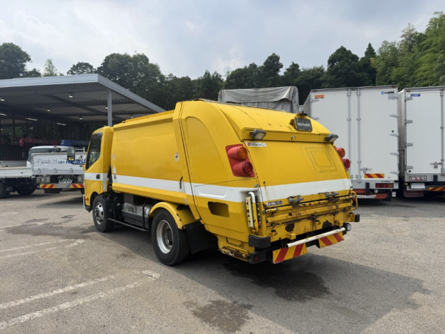 日野 デュトロ 小型 塵芥車（プレス式） SJG-XKU700M(92787) 4枚目