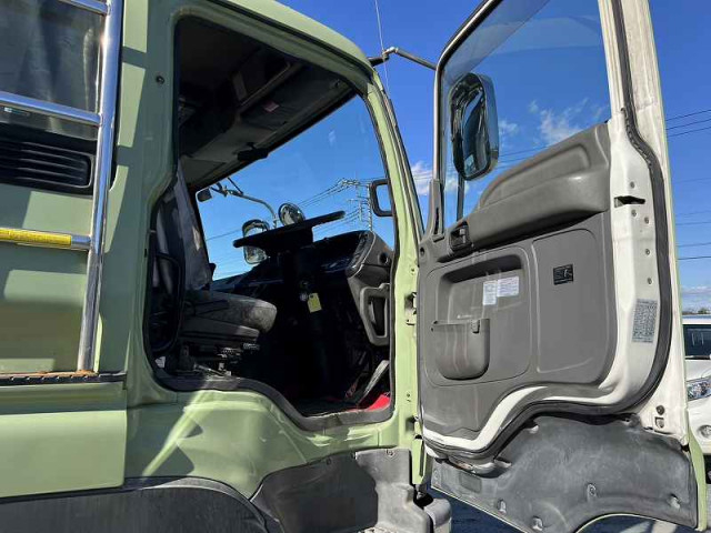 いすゞ ギガ 大型 ミキサー車 PJ-CXZ77K6(92797) 35枚目