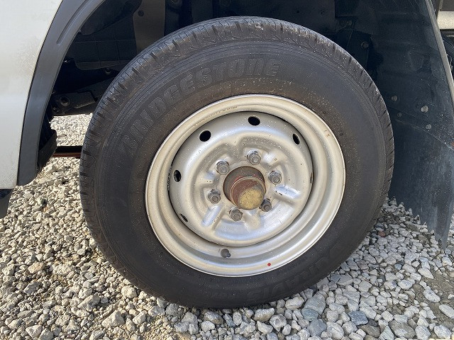 いすゞ エルフ 小型 平ボディ KR-NHR69(92800) 46枚目