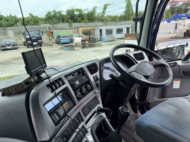 UDトラックス（日産） クオン 大型 コンテナ専用車 ADG-CW4YL(92813) 46枚目