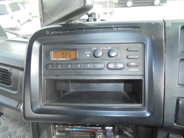 UDトラックス（日産） ビッグサム 大型 平ボディ KC-CD53CVH(9406) 24枚目