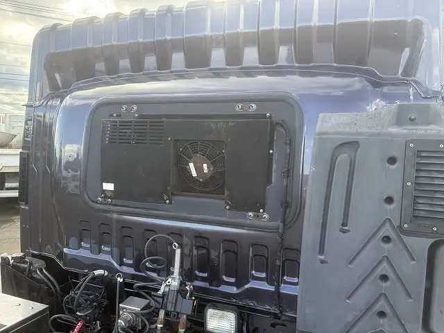 いすゞ ギガ 小型 トラクタ（シングル） QKG-EXD52BE(92825) 33枚目