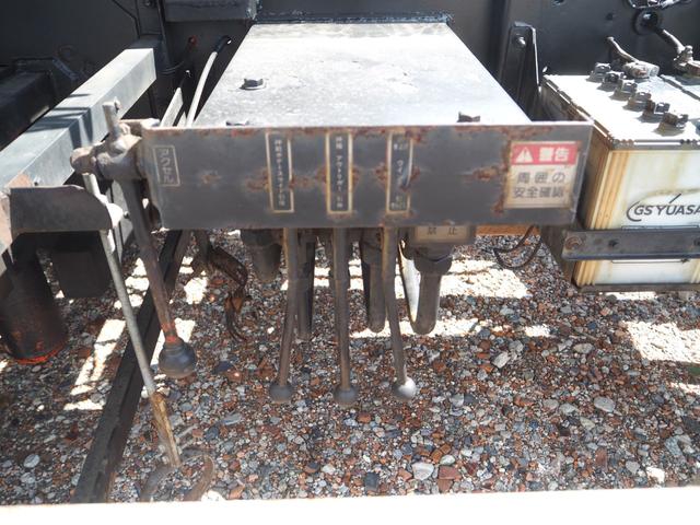 いすゞ フォワード 中型 車載専用車 *********(92846) 23枚目