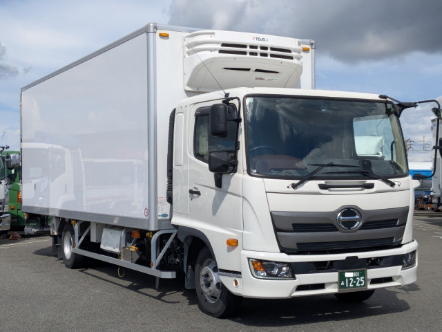 日野 レンジャー 中型 冷凍冷蔵バン 2KG-FD2ABG(92895) 3枚目