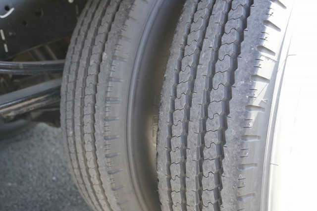 マツダ タイタン 小型 クレーン付き 2RG-LKR88R(92896) 10枚目