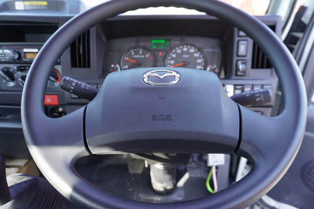 マツダ タイタン 小型 クレーン付き 2RG-LKR88R(92896) 32枚目