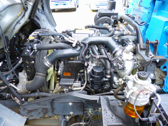 いすゞ フォワード 中型 塵芥車（プレス式） 2RG-FRR90S2(92897) 34枚目