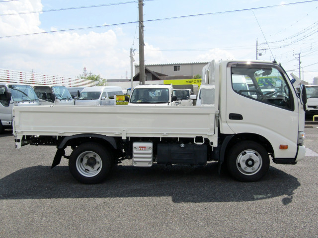トヨタ ダイナ 小型 平ボディ 2RG-XZC605(92902) 4枚目
