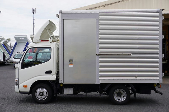 Toyota dyna Small Aluminium box body 2RG-XZC605(92908) 3枚目