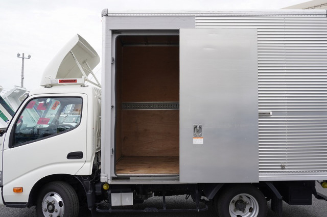 Toyota dyna Small Aluminium box body 2RG-XZC605(92908) 16枚目