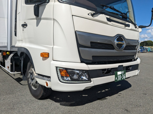 日野 レンジャー 中型 冷凍冷蔵バン 2KG-FD2ABG(92910) 47枚目