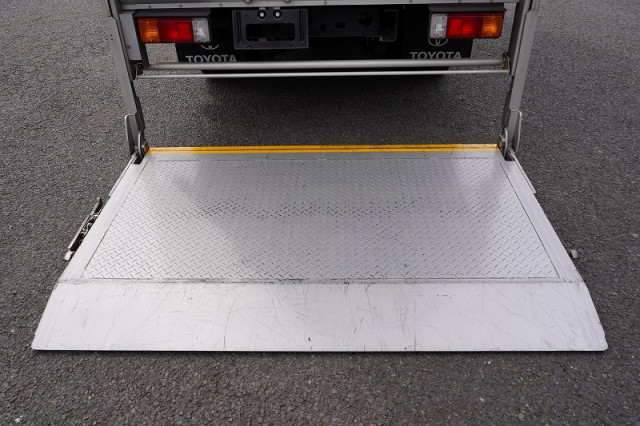 Toyota dyna Small Aluminium box body 2RG-XZU605(92912) 22枚目