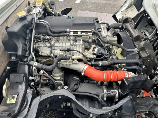 三菱ふそう キャンター 小型 平ボディ 2RG-FBA20(92914) 28枚目