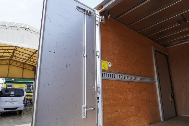 Toyota dyna Small Aluminium box body 2RG-XZC605(92919) 22枚目