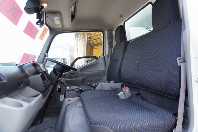 Toyota dyna Small Aluminium box body 2RG-XZC605(92919) 37枚目
