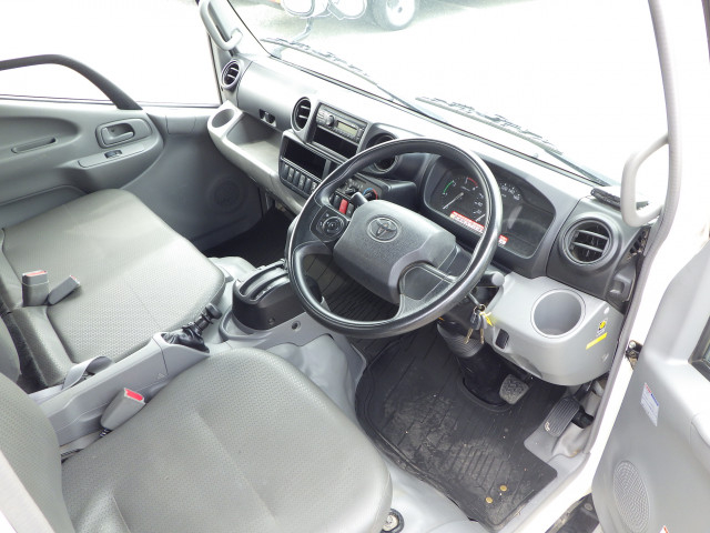 Toyota dyna Small Flat body 2RG-XZU605(92925) 6枚目