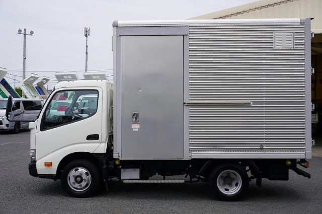 トヨタ トヨエース 小型 アルミバン 2RG-XZC605(92932) 3枚目