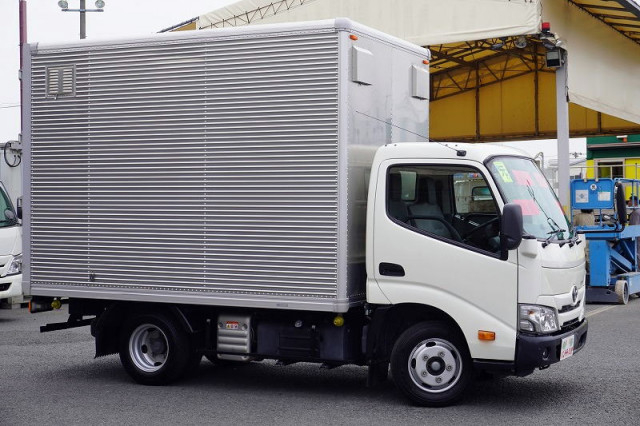 トヨタ トヨエース 小型 アルミバン 2RG-XZC605(92932) 6枚目